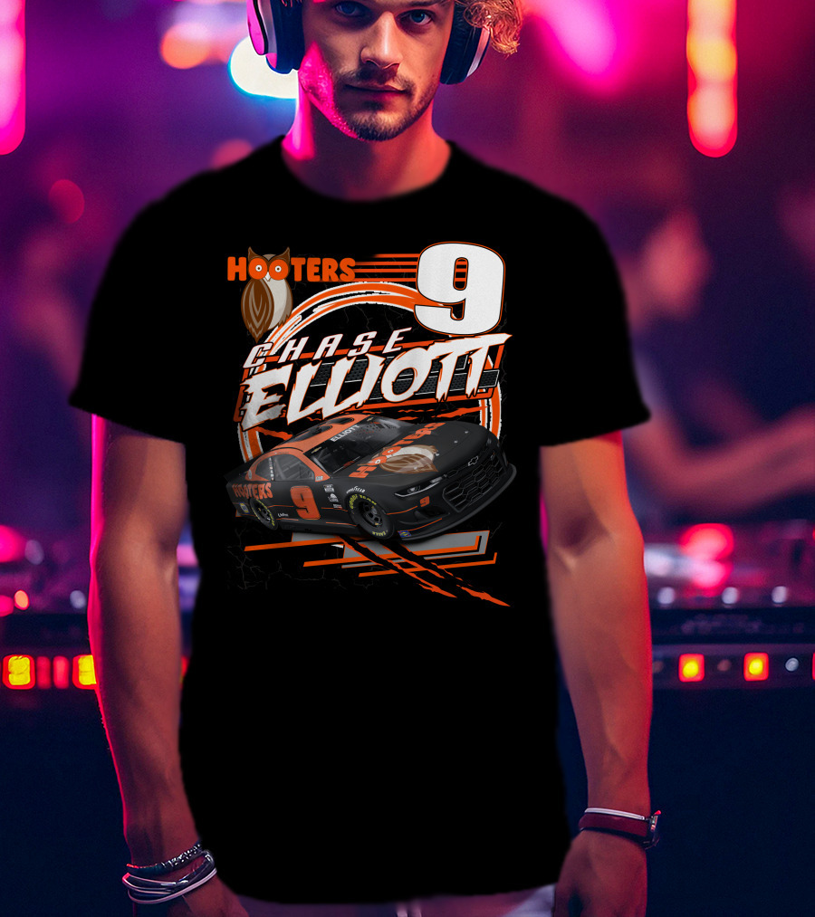 Chase Elliott Hooters 9 Nascar Racing Car T-Shirt