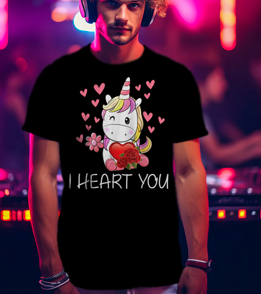 Girls Cute Unicorn I Heart You Valentines Day Hearts Roses T-Shirt