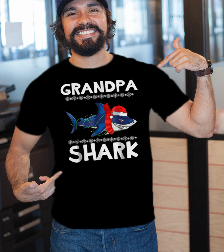 Grandpa Shark Christmas With Santa Hat And Holiday Lights T-Shirt