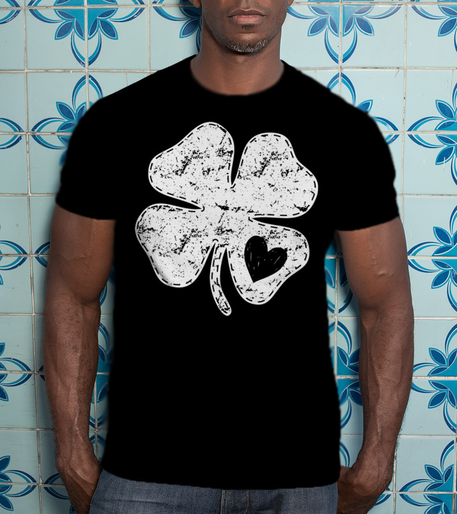 I Love Shamrock Heart St Patricks Day Four Leaf Clover Rustic Charm T-Shirt
