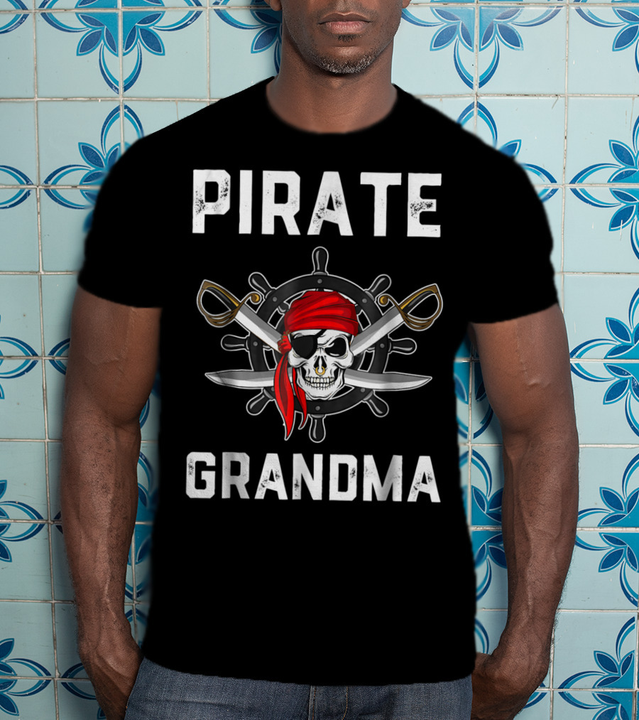 Pirate Grandma Skull Bandana Wheel Crossed Swords T-Shirt