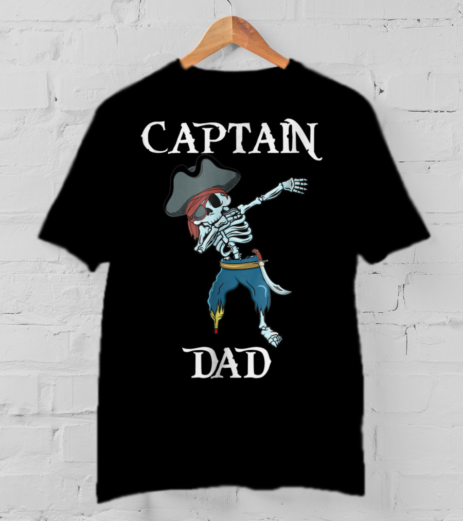 Captain Dad Pirate Skeleton Dabbing Halloween Costume T-Shirt