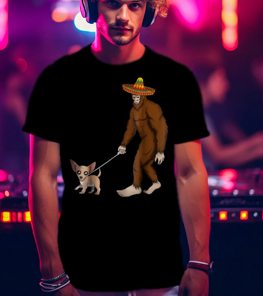 Bigfoot Sombrero Walking Chihuahua Cinco De Mayo T-Shirt