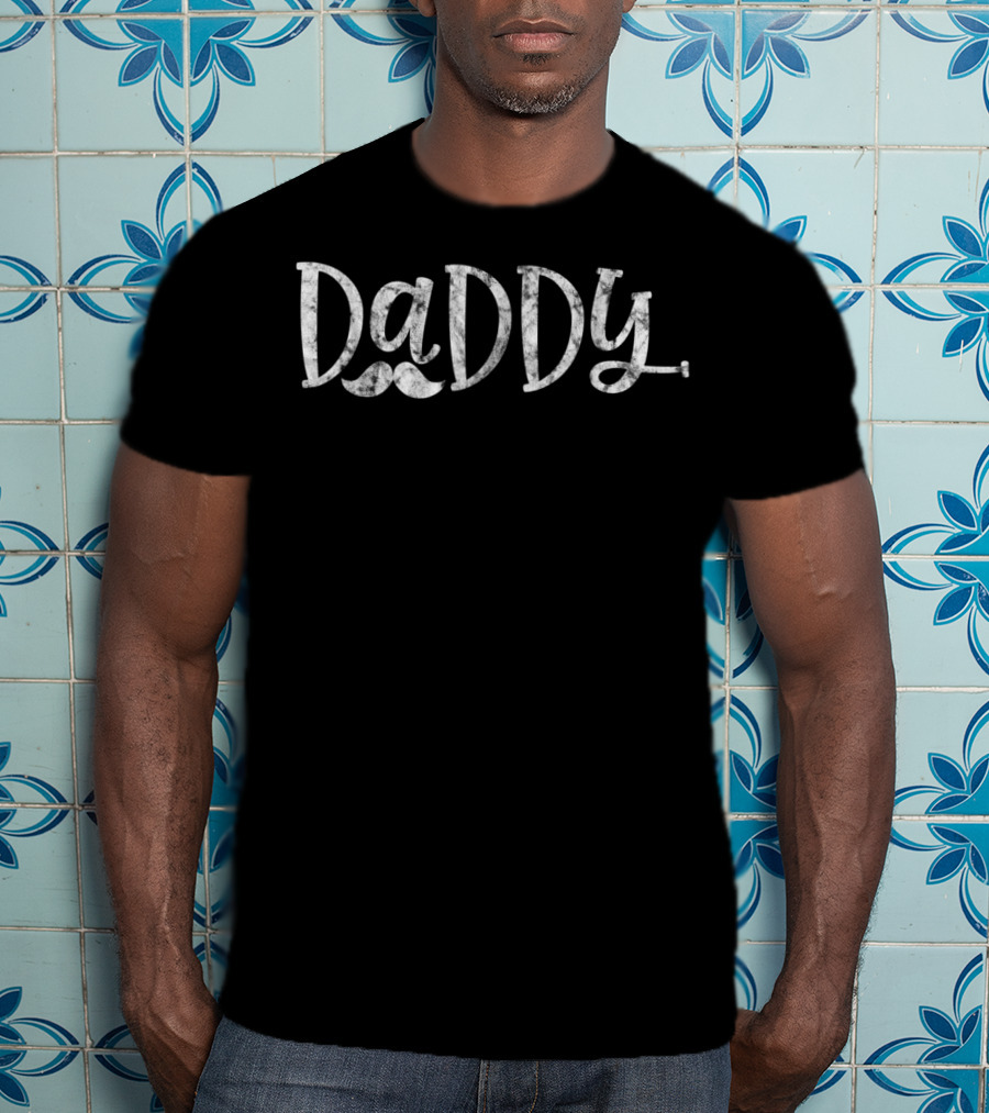 Daddy Family Papa Dad Son Daughter Distress Mustache T-Shirt