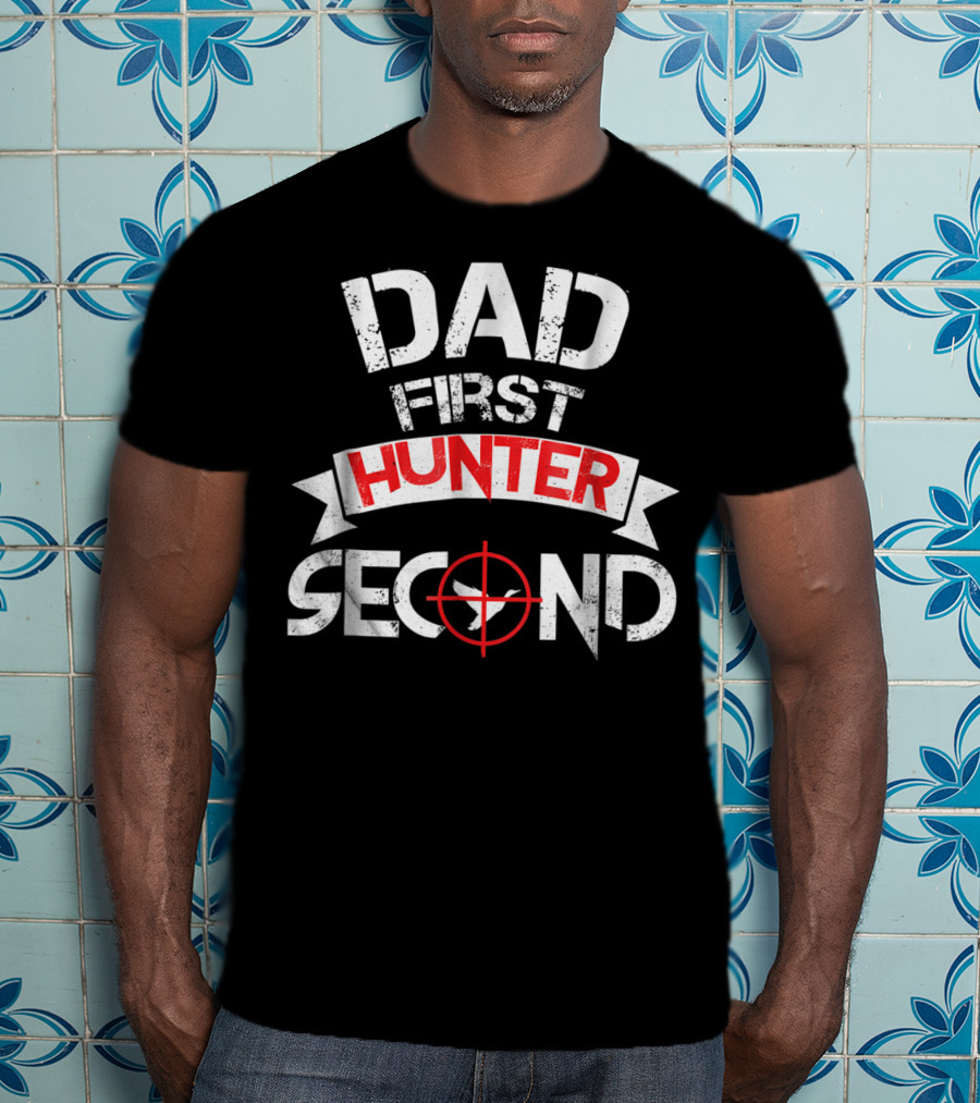 Dad First Hunter Second Duck Hunting Dad Idea15 T-Shirt