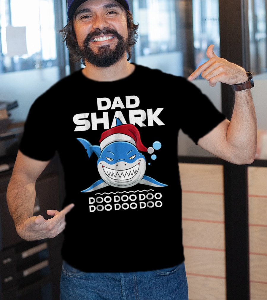 Dad Shark Doo Doo Doo Santa Hat Holiday T-Shirt