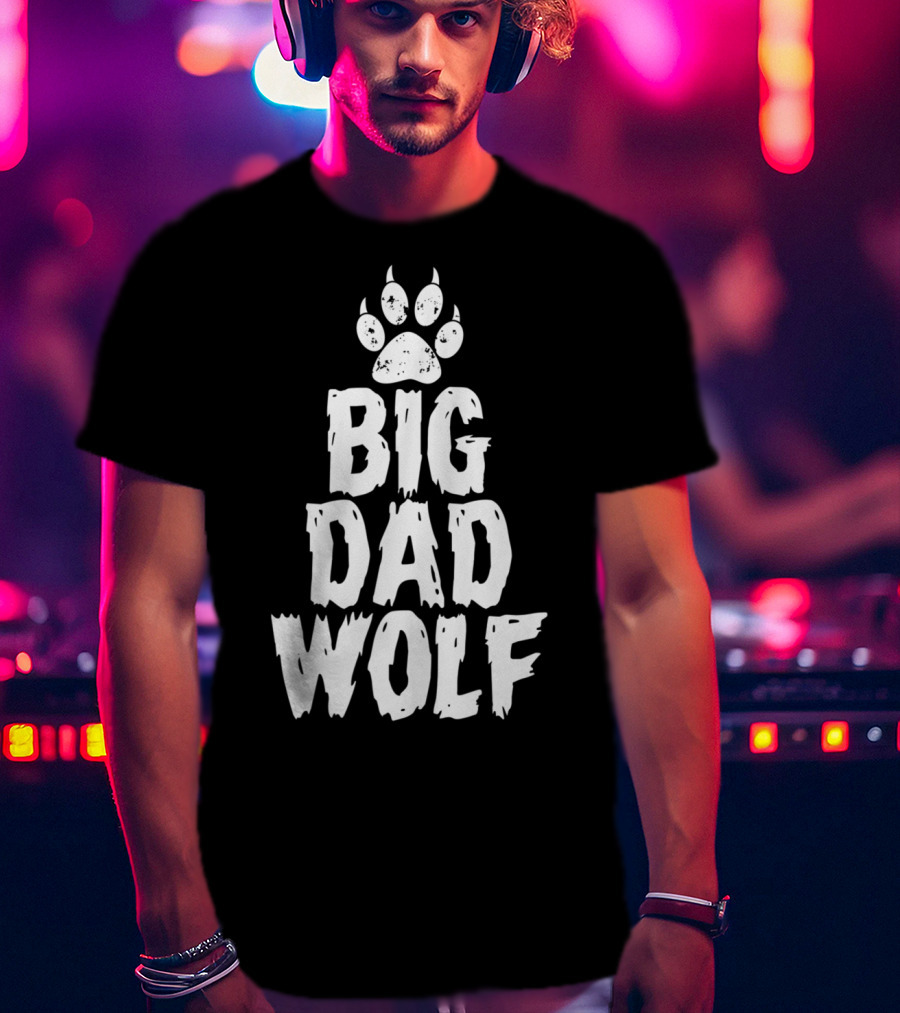 Big Dad Wolf Paw Distressed White Novelty T-Shirt