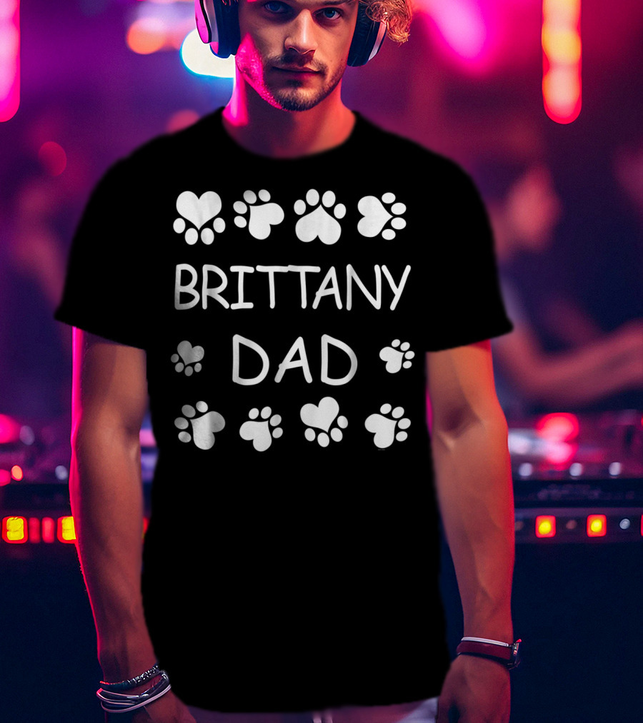 Brittany Dad Paw Print Hearts Christmas Birthday T-Shirt