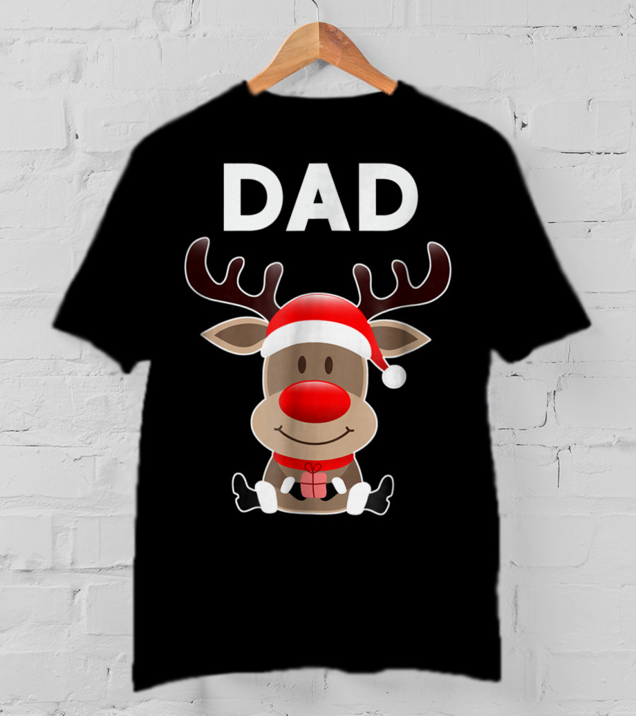 Dad Christmas Reindeer With Santa Hat And Gift T-Shirt