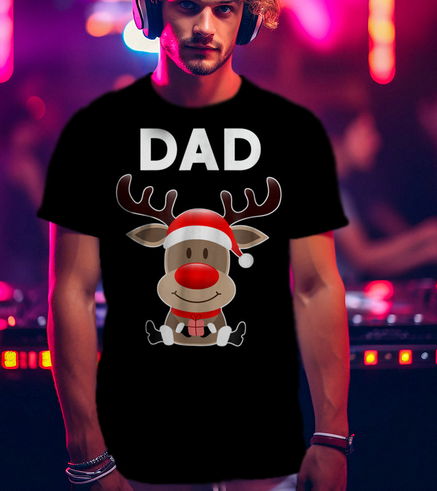 Dad Christmas Reindeer With Santa Hat And Gift T-Shirt