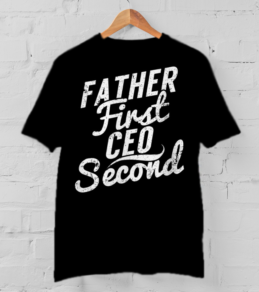 Father First CEO Second Entrepreneur Dad 90 Retro Style Vintage Look T-Shirt