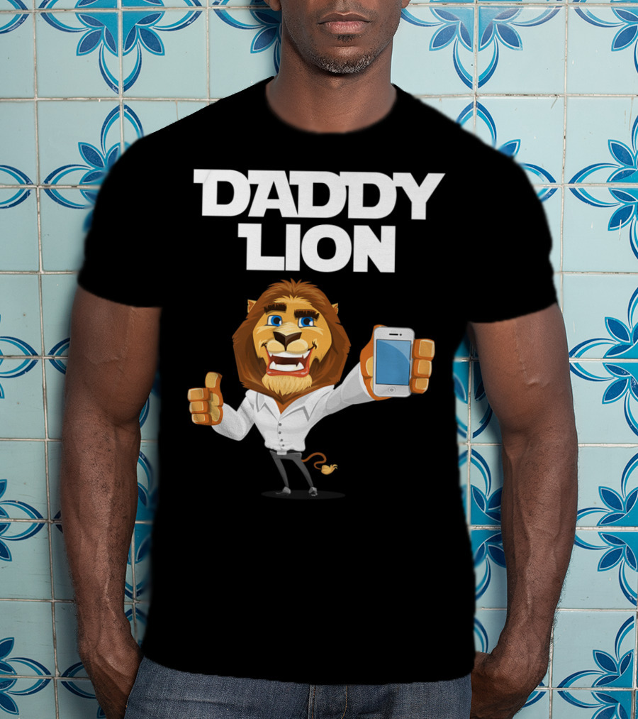 Daddy Lion Daddy Dad Lion Thumbs Up Smartphone T-Shirt