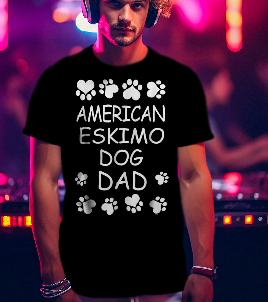 American Eskimo Dog Dad Paw Print Hearts T-Shirt