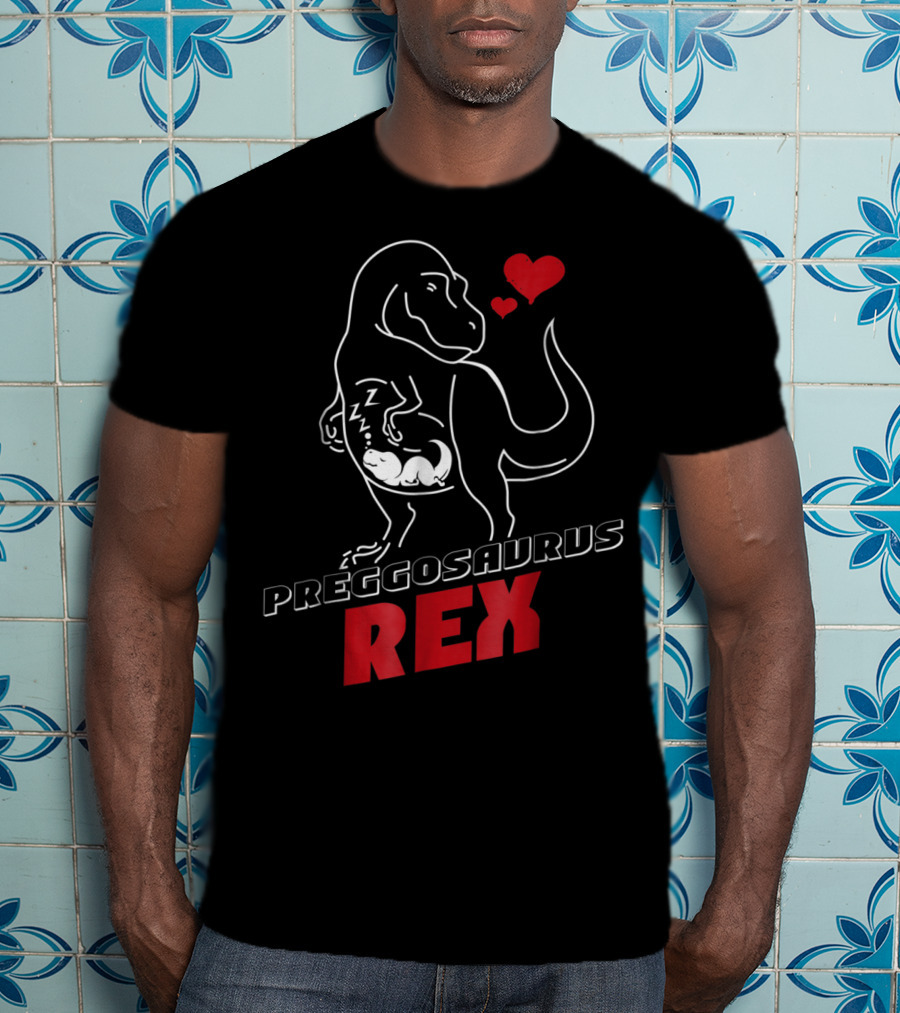 Preggosaurus Rex Funny Pregnancy Dinosaur With Hearts T-Shirt