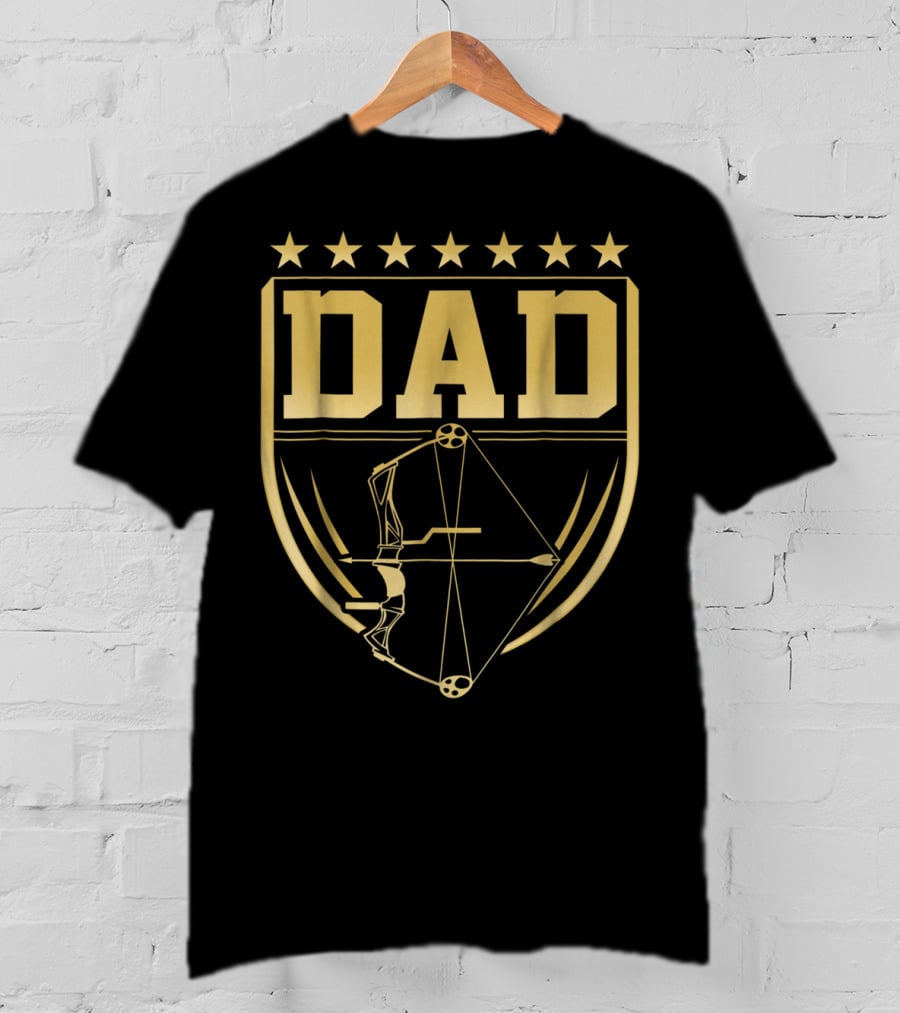 Archery Dad Shield Bow Stars Golden Medal T-Shirt
