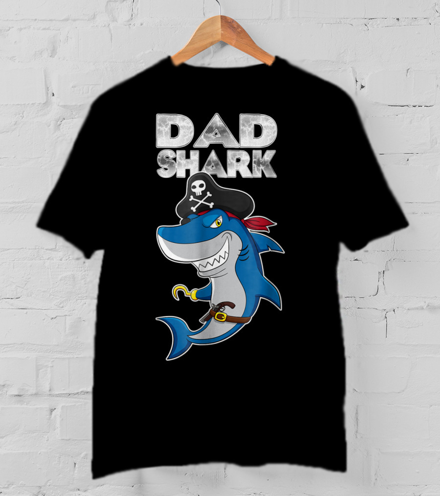 Dad Shark Pirate Halloween Matching Family85 T-Shirt