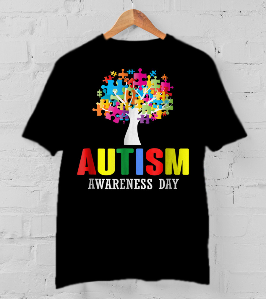 Autism Awareness Day Colorful Puzzle Tree T-Shirt