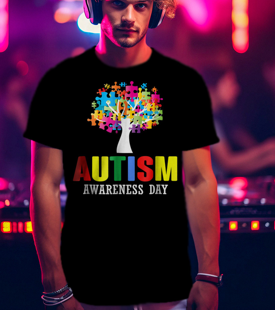 Autism Awareness Day Colorful Puzzle Tree T-Shirt