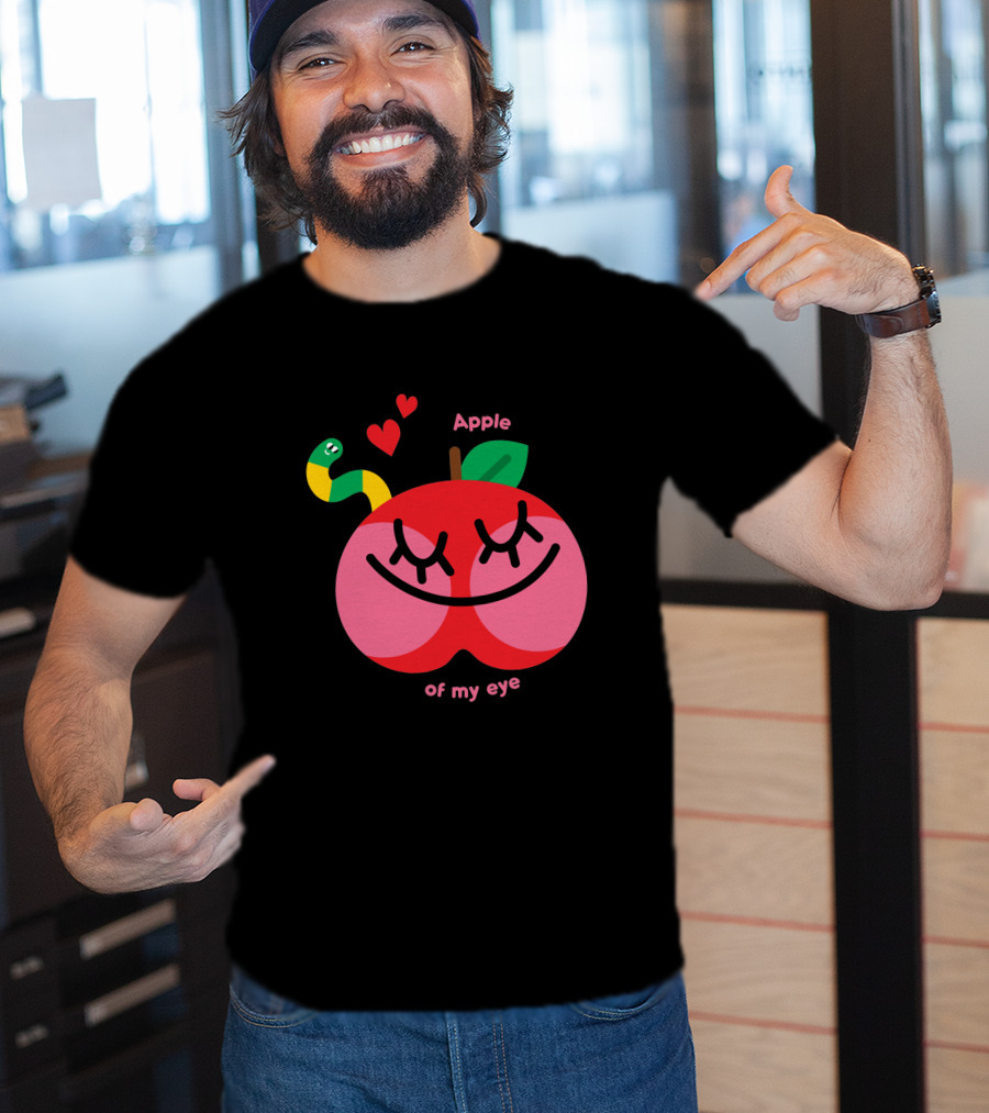 Apple Of My Eye Cute Smiling Apple With Colorful Snake And Hearts T-Shirt