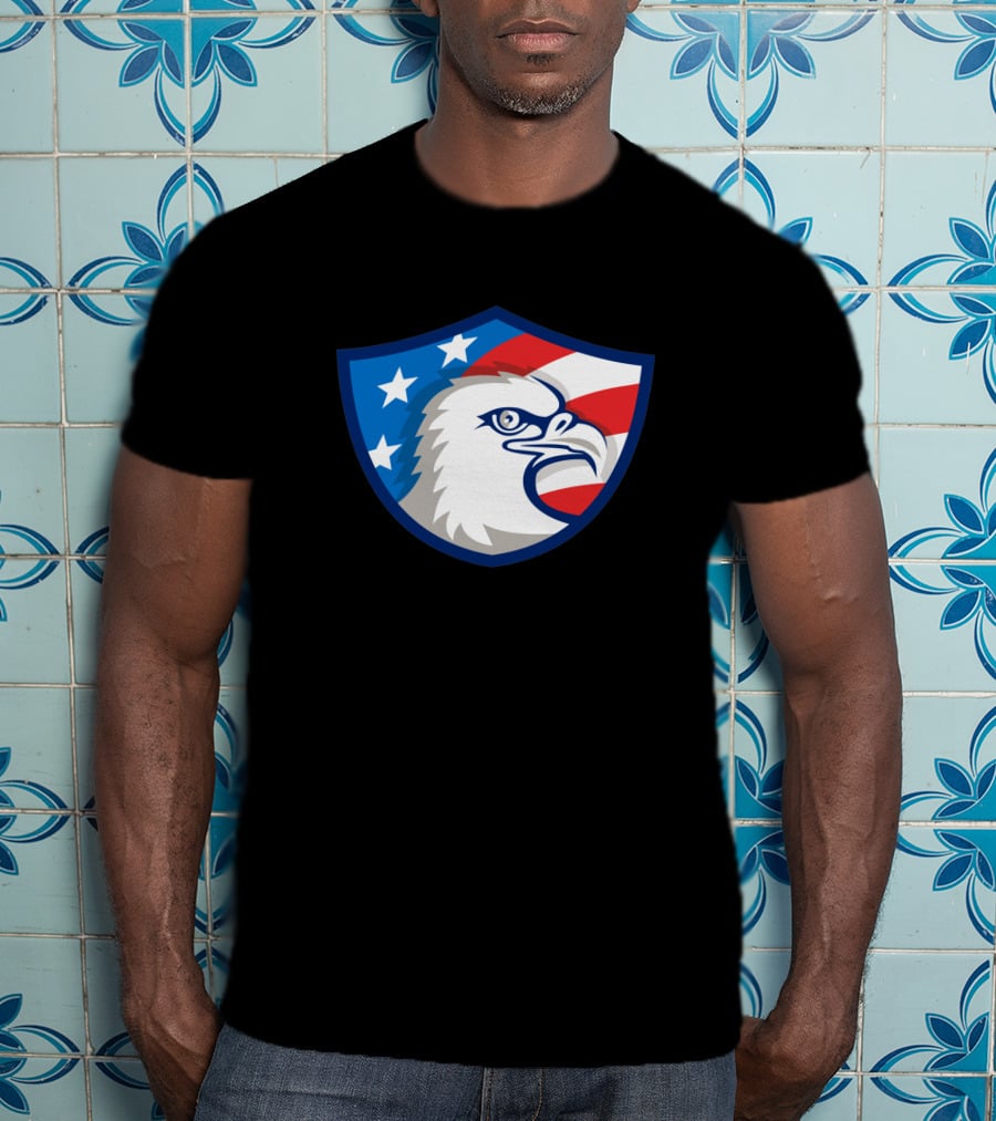 Bald Eagle Head USA Flag Shield Retro 1463 Stars And Stripes Motif T-Shirt
