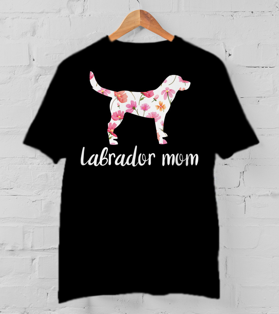 Labrador Mom Floral Design 15 T-Shirt