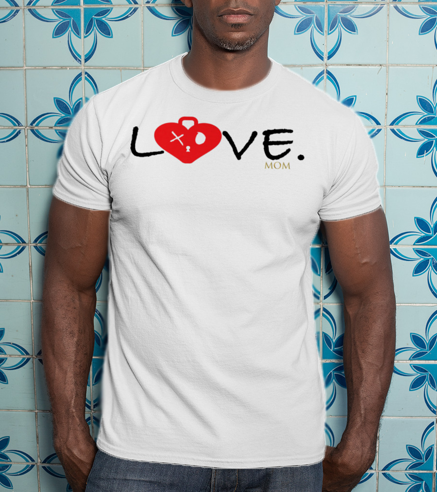 LOVE MOM Red Broken Heart 50 T-Shirt