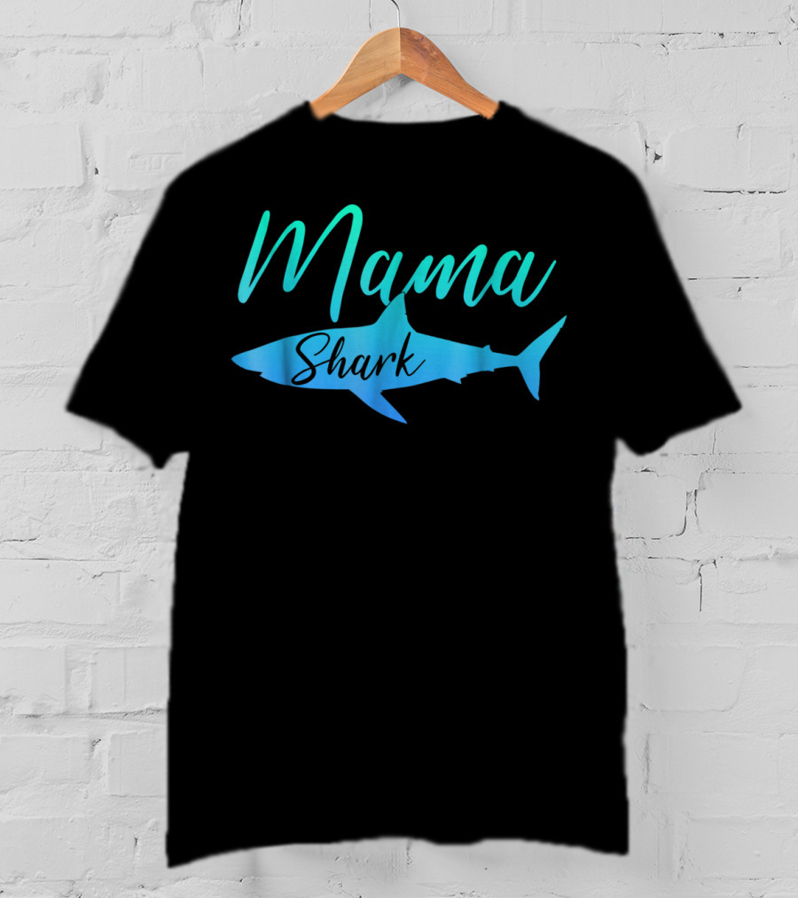 Mama Shark Funny Mom Mommy Gag Humor Lover Joke21 T-Shirt