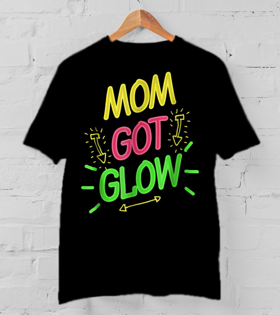 Mom Got Glow Party Birthday Neon Arrows T-Shirt