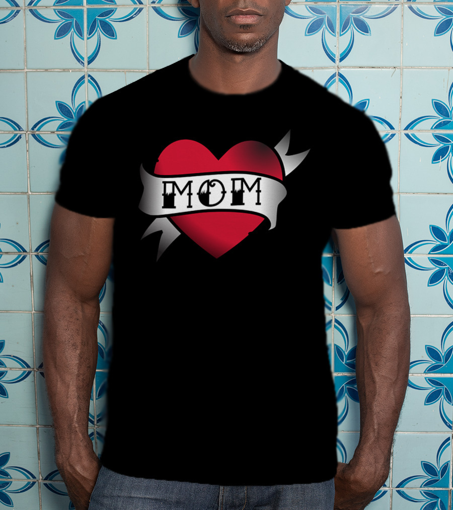 Mom Dark Red Heart Banner Tattoo T-Shirt