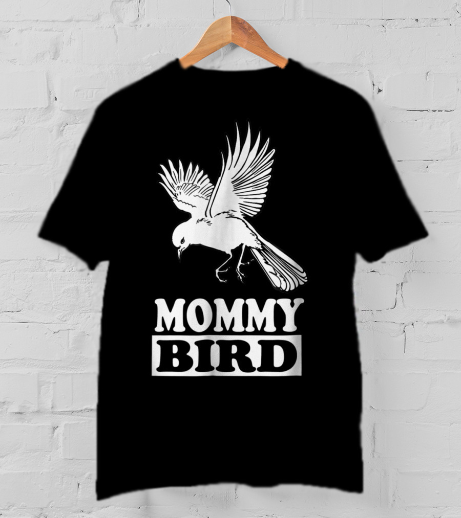 MOMMY BIRD Flying Mother Bird Iconic T-Shirt