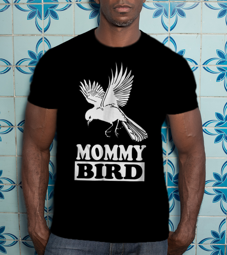 MOMMY BIRD Flying Mother Bird Iconic T-Shirt
