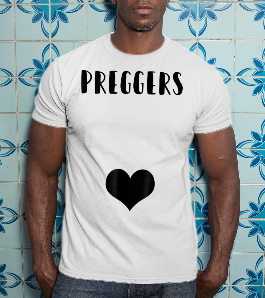 Preggers Announce Baby Prego Mom Heart Idea46 T-Shirt