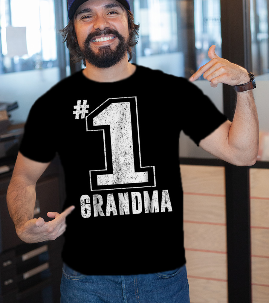 1 Grandma T-Shirt