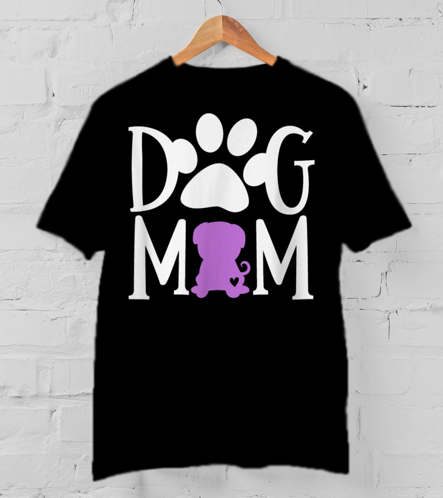 DOG MOM Paw Print Pug Silhouette Heart Dark92 T-Shirt