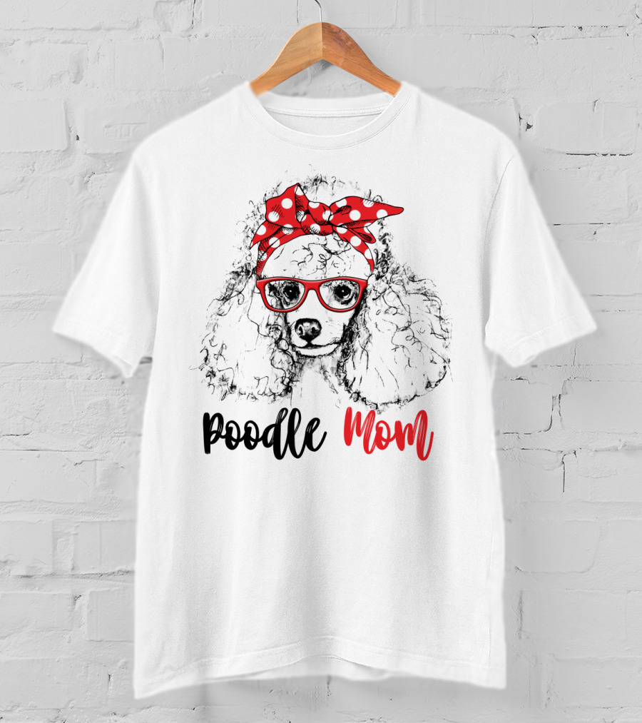 Red Poodle Mom With Bow And Glasses For Women81 T-Shirt