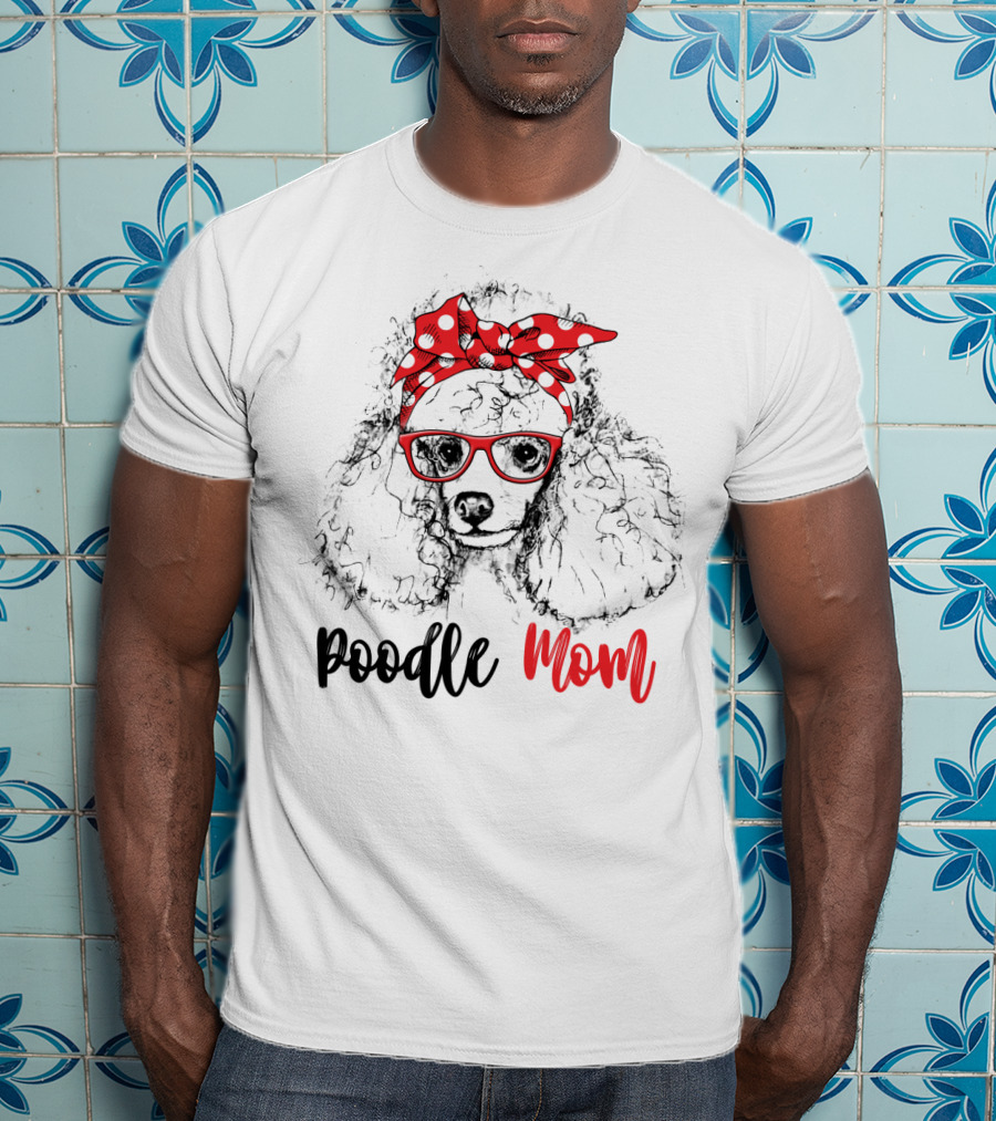 Red Poodle Mom With Bow And Glasses For Women81 T-Shirt