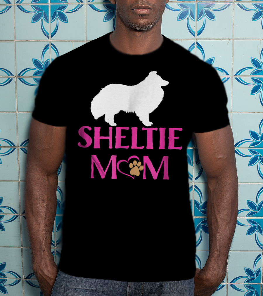 Sheltie Mom With Heart And Paw Prints T-Shirt