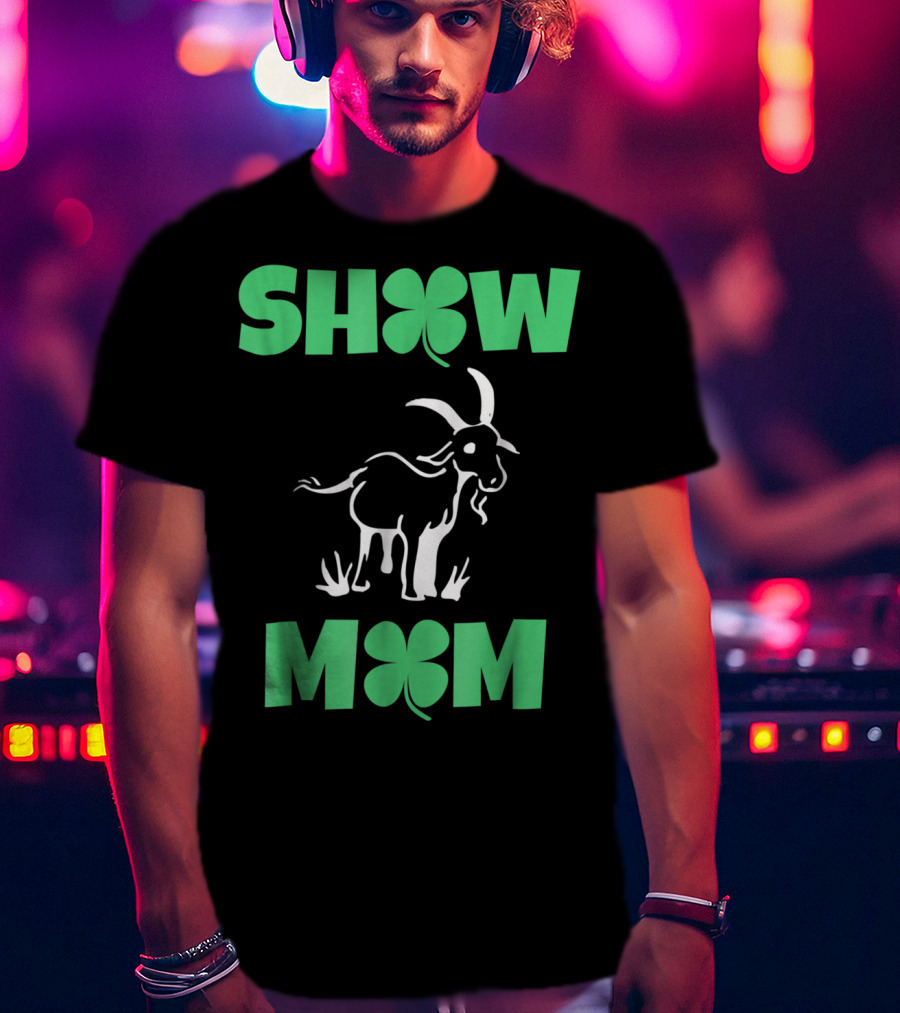 Show Mom Clover Goat T-Shirt