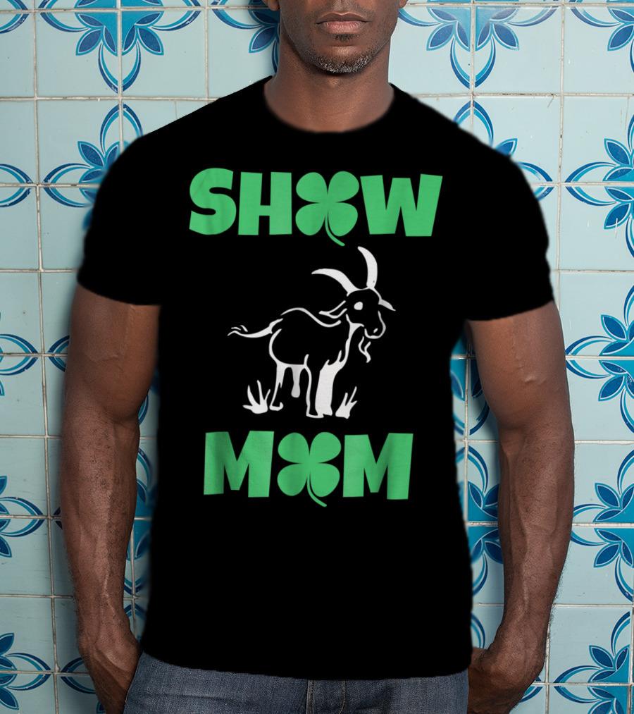 Show Mom Clover Goat T-Shirt