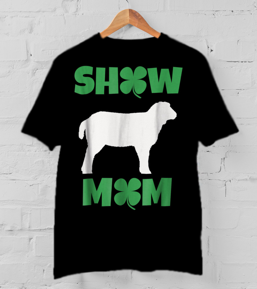 SHOW MOM Shamrock Sheep T-Shirt
