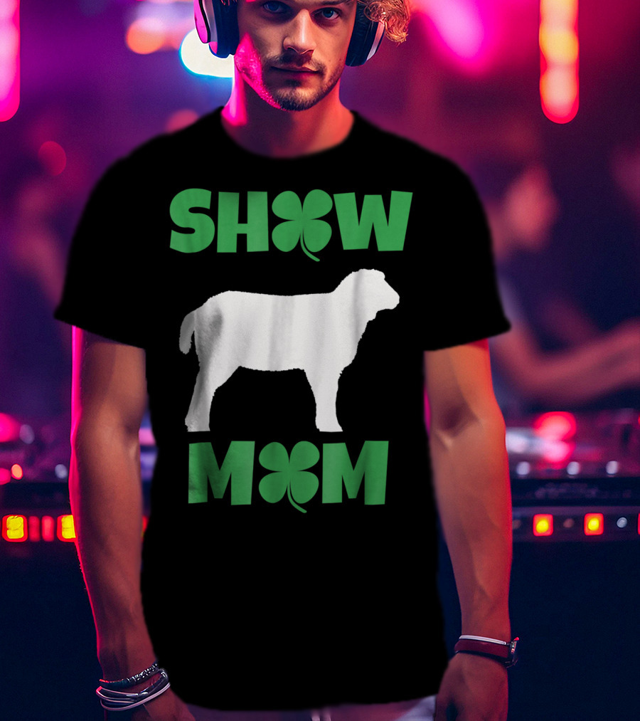 SHOW MOM Shamrock Sheep T-Shirt