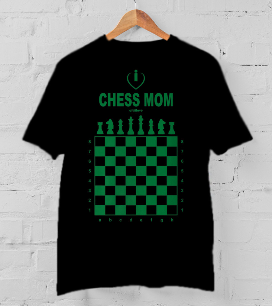 I Love Chess Mom Slim Fit Chess Board And Pieces T-Shirt