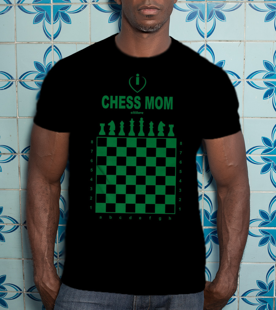 I Love Chess Mom Slim Fit Chess Board And Pieces T-Shirt