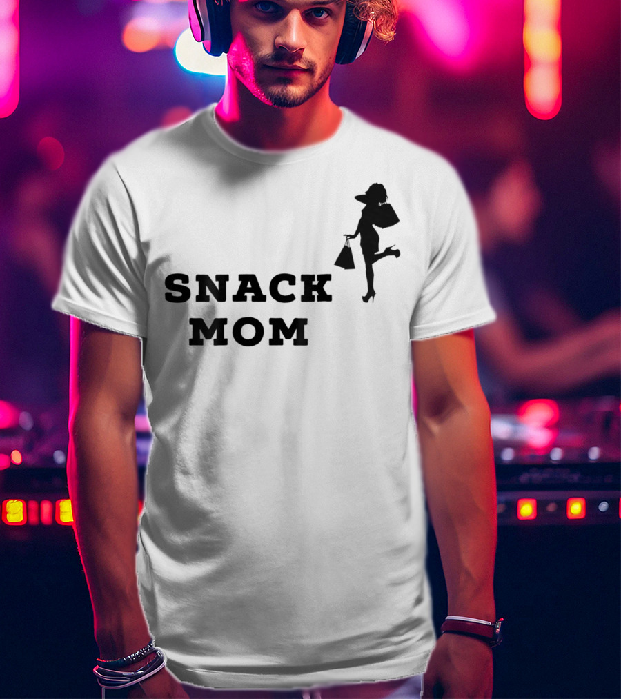 SNACK MOM T-Shirt