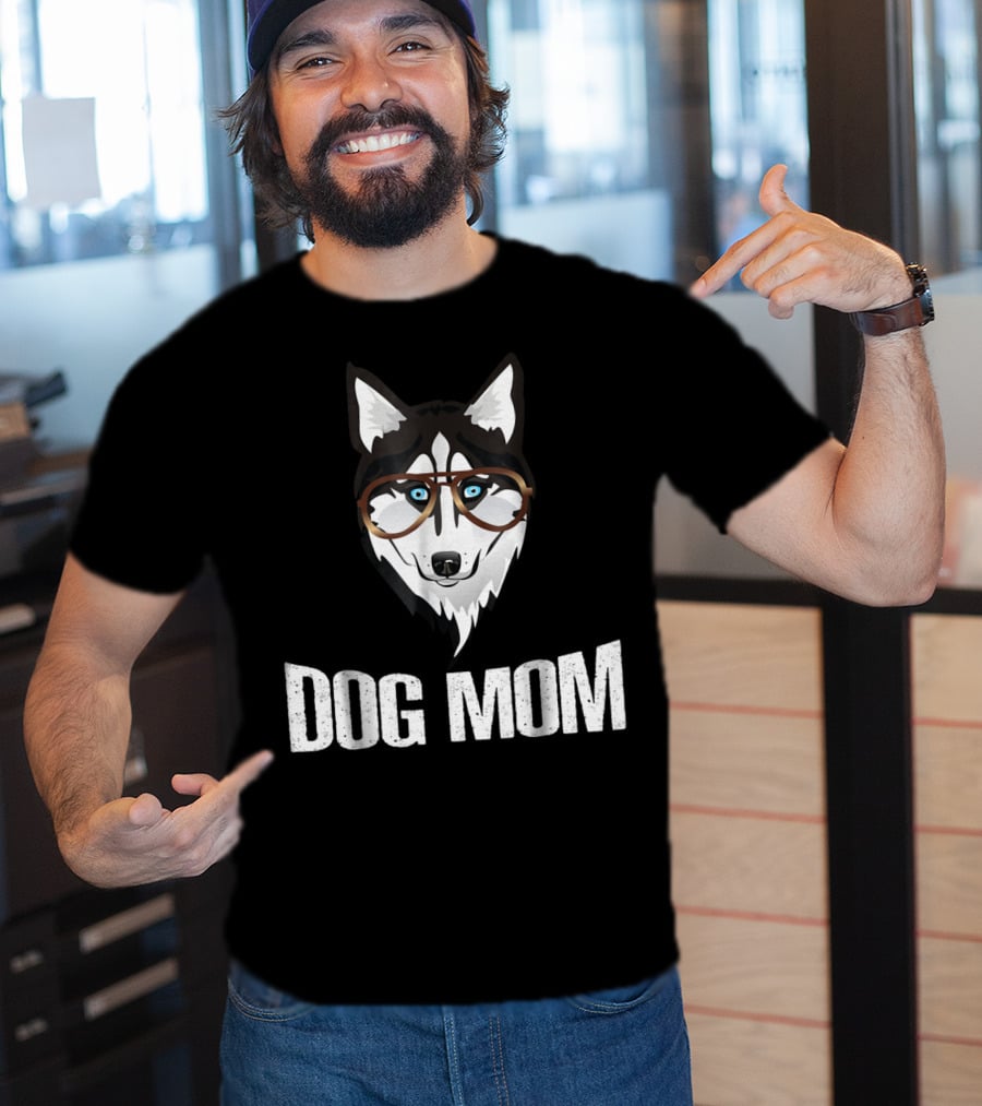 Dog Mom Funny Husky With Glasses T-Shirt