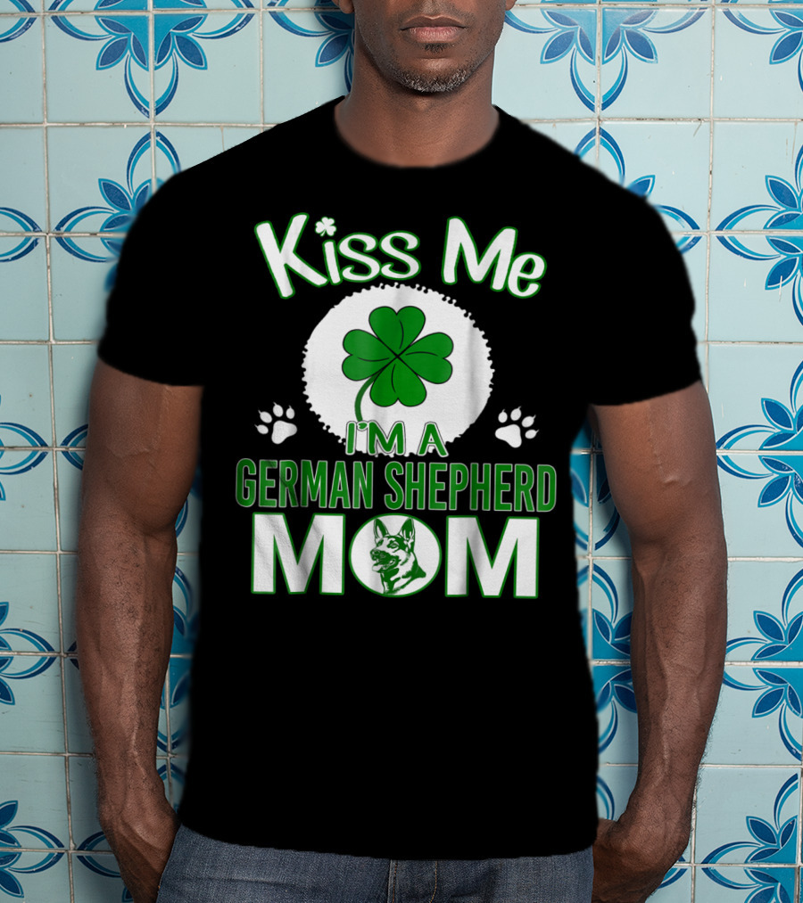 Kiss Me I'm A German Shepherd Mom Shamrock Paw Prints T-Shirt