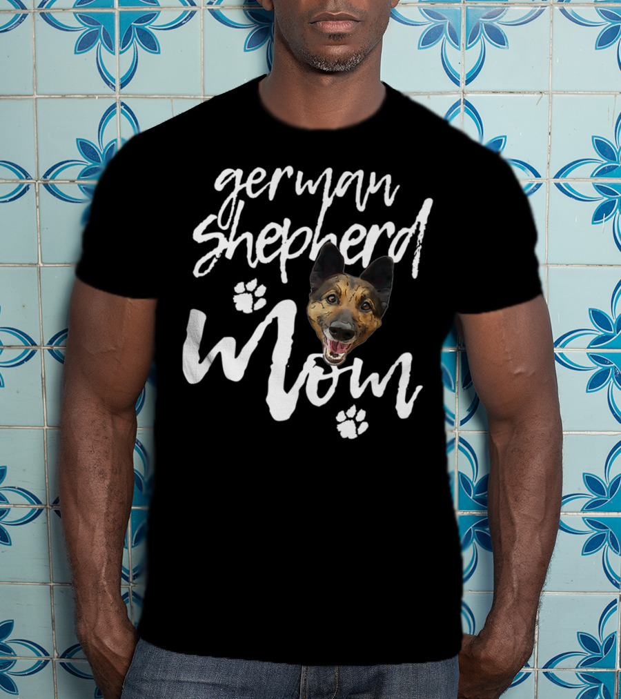 German Shepherd Mom Cute Dog Face With Paw Prints T-Shirt