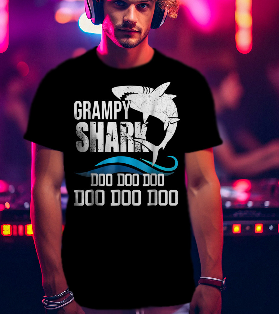 Grampy Shark Doo Doo Doo Halloween Grandma Mother Mom T-Shirt
