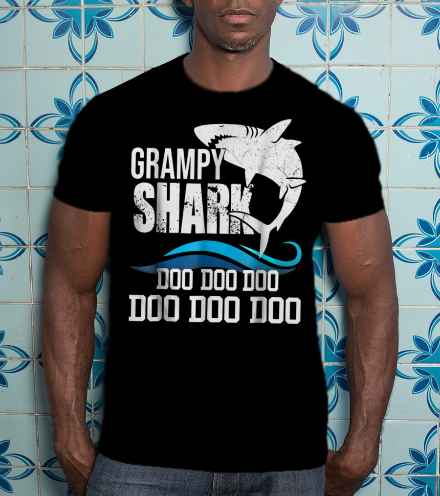 Grampy Shark Doo Doo Doo Halloween Grandma Mother Mom T-Shirt