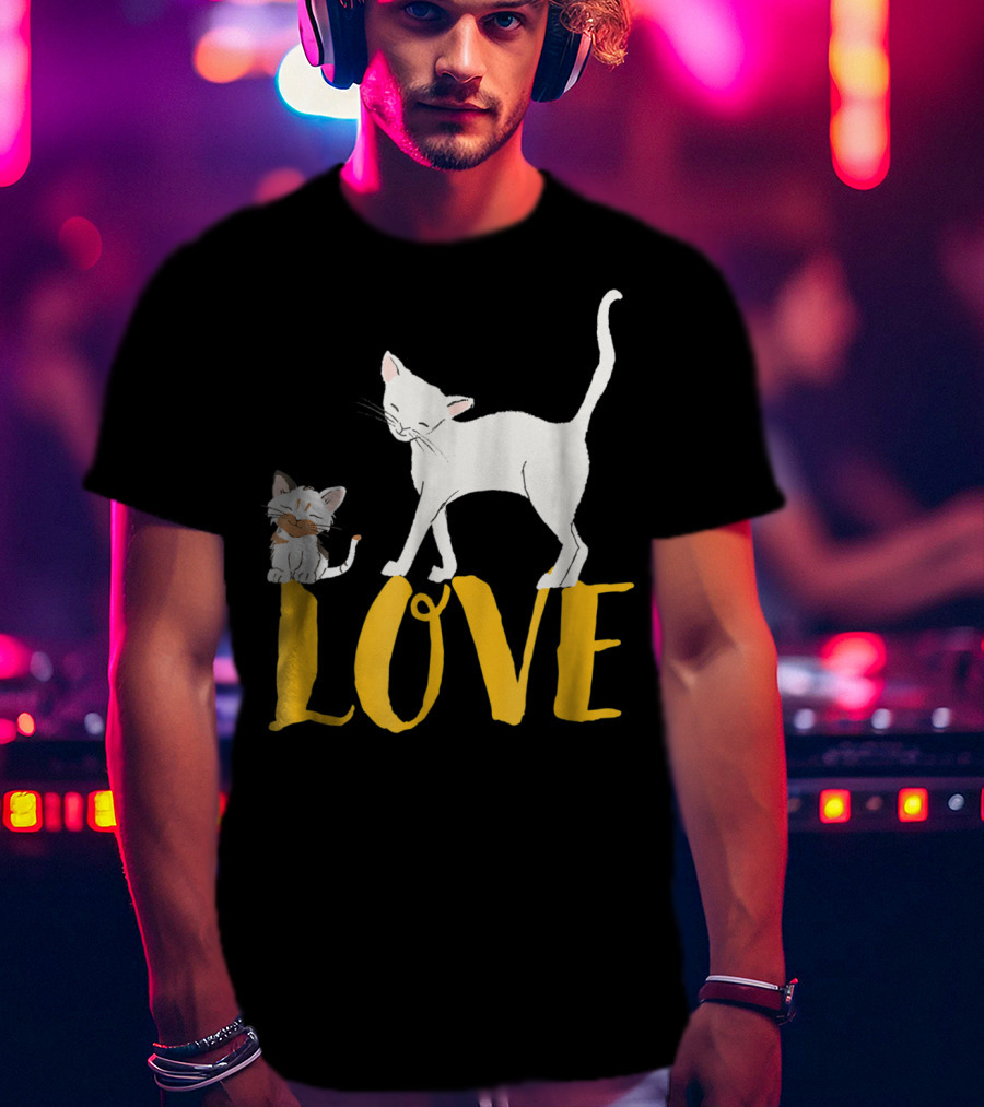 I Love Cats Vintage Love Cat Mom And Dad Cat Person 13 T-Shirt